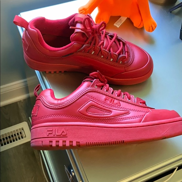 Fila shoes - Picture 1 of 5